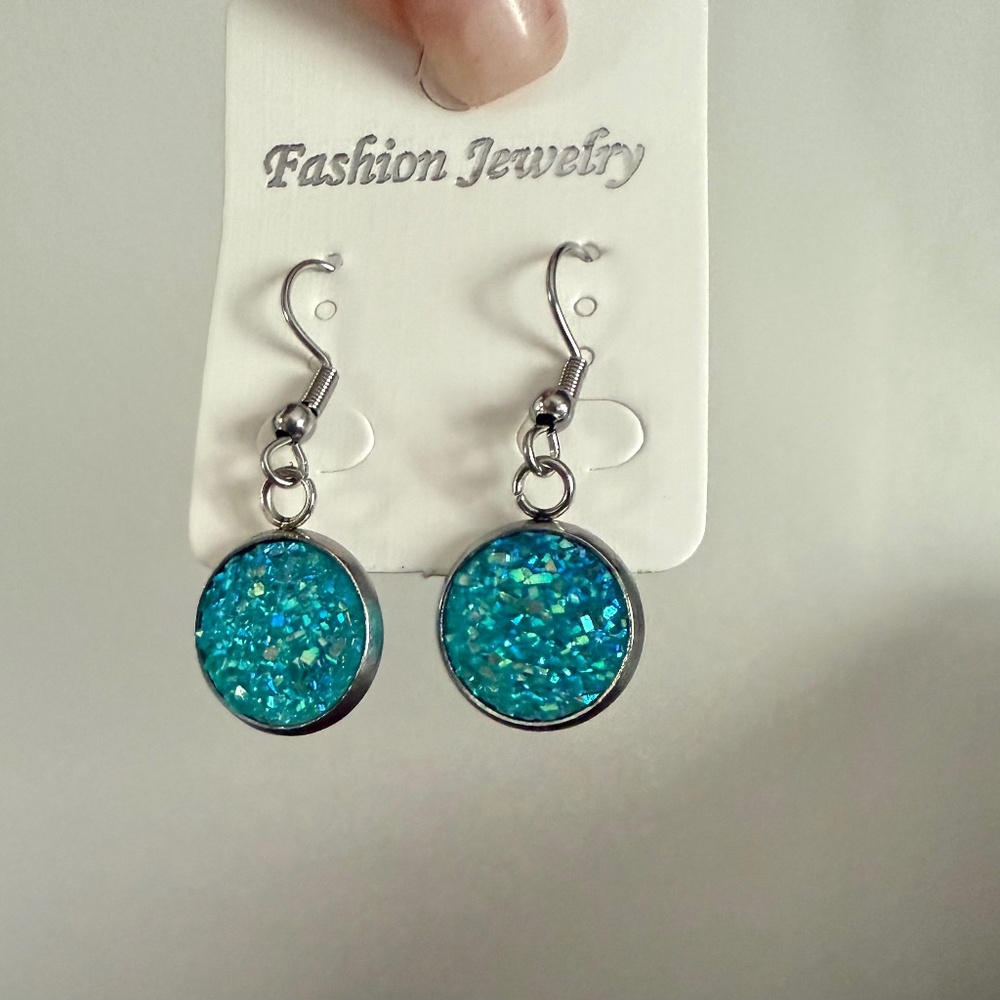 Fashion jewelry fishhook aqua earrings for pierced ears